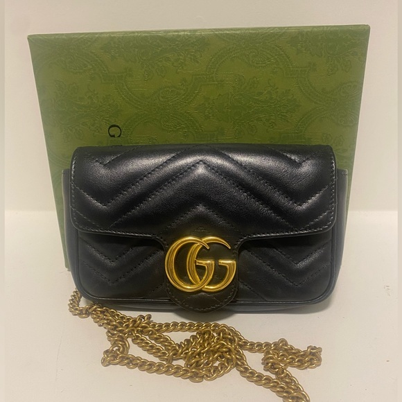 Gucci Handbags - 💫SOLD Gucci Super Mini